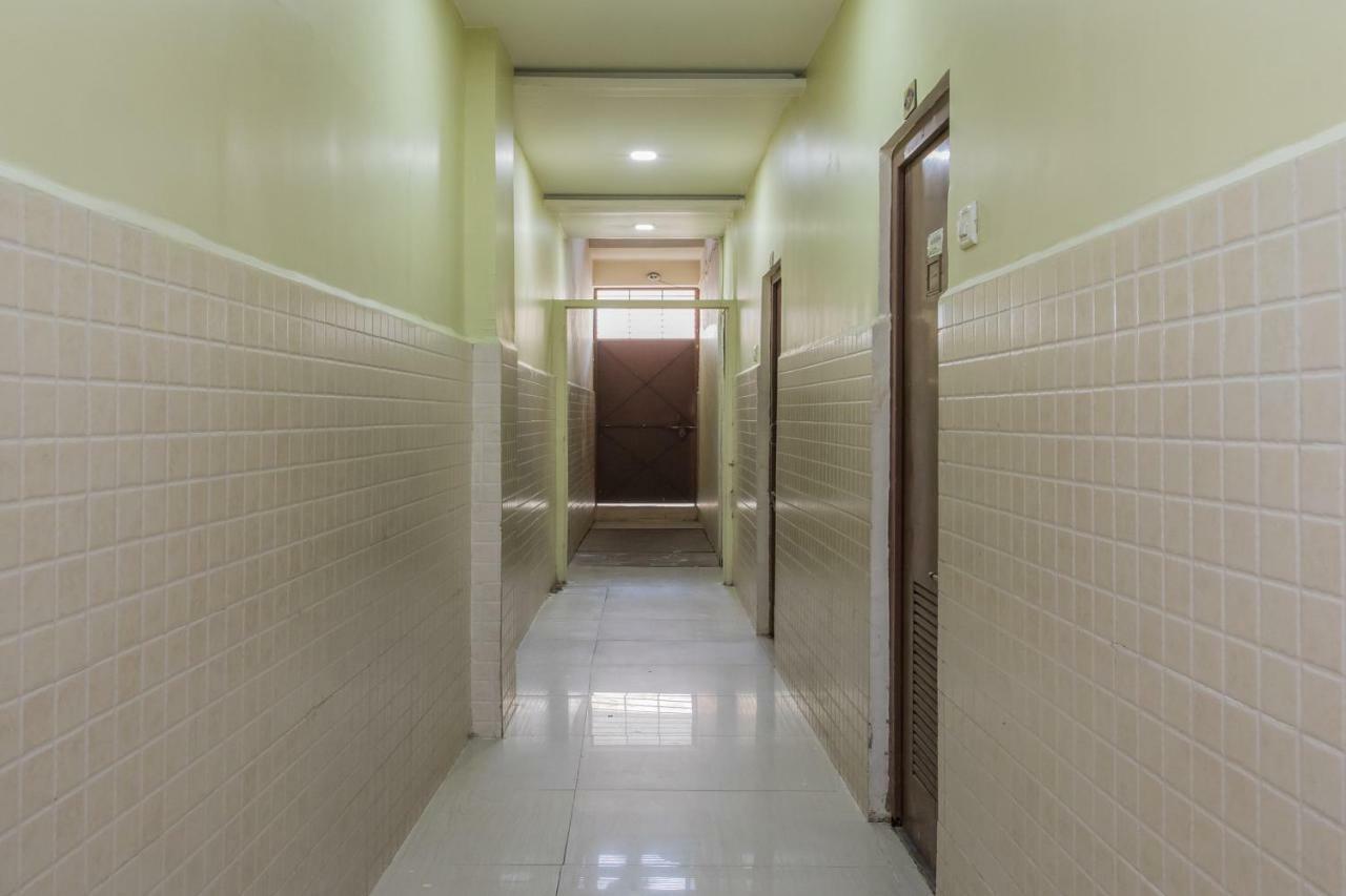 Oyo 17161 Hotel Mahalaxmi Ujjain Eksteriør billede